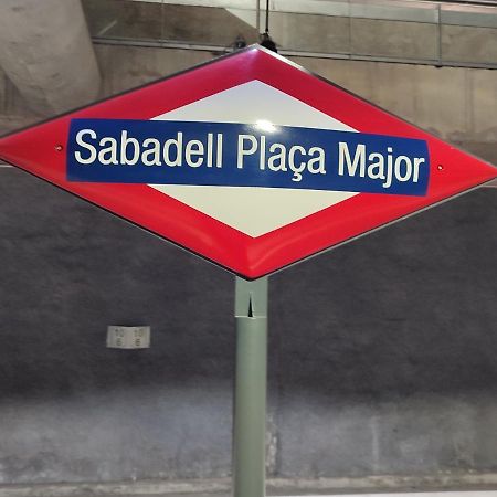 Appartamento Casa Mo Sabadell Esterno foto